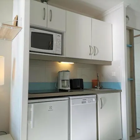 Apartment Renove 2 Pieces Cannes, Plage, Piscines, Parking Prive - Fr-1-609-5 Cannes