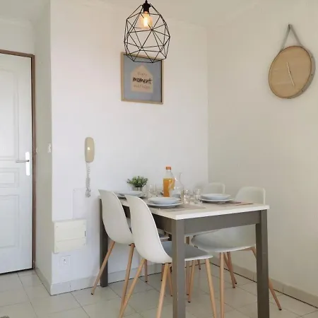 Renove 2 Pieces Cannes, Plage, Piscines, Parking Prive - Fr-1-609-5 Cannes